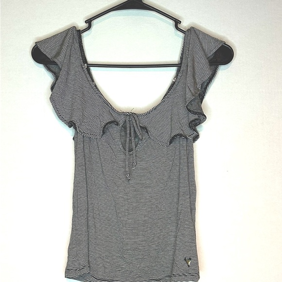 Women’s striped (off the shoulder) GUESS top - Picture 2 of 5